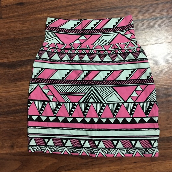 Pink Mini Skirt - Picture 2 of 8